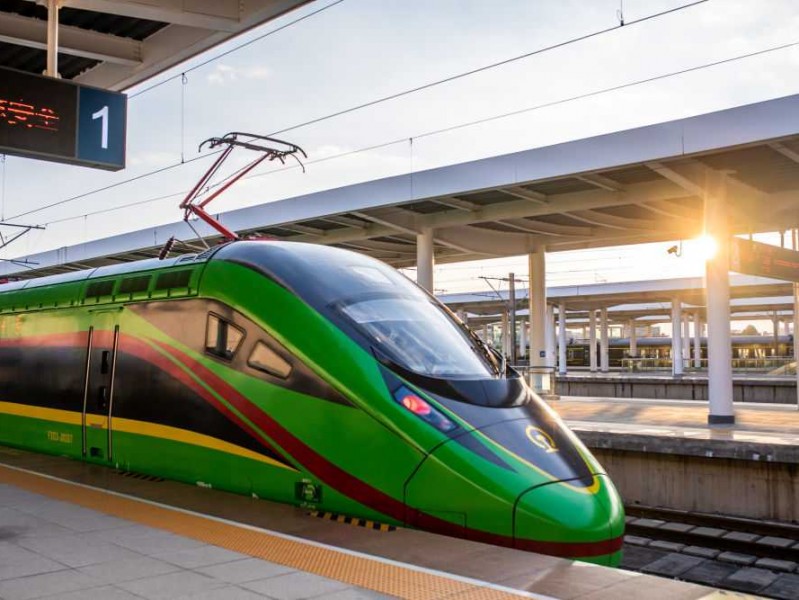 中老铁路技术标准：藏在钢铁巨龙里的硬核智慧