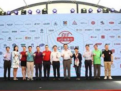 用AI拯救药店？从亚马逊的豪赌到你家门口的可能