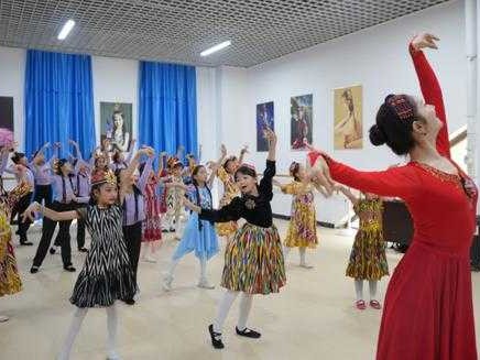 舞蹈教学遇见人工智能，传统艺术教育迎来新变革