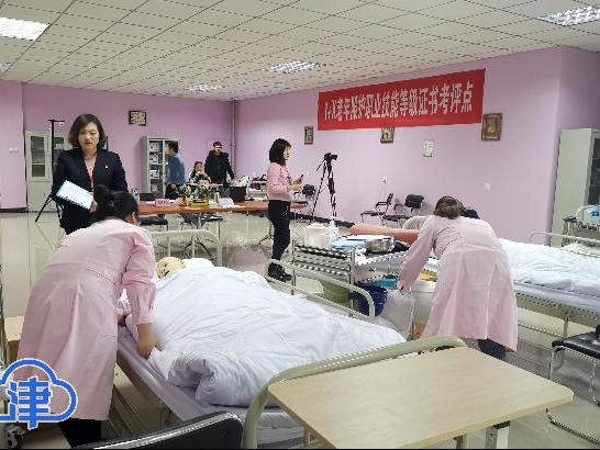 咱爸咱妈屋头那点事，高科技真的顶上了——2026照护技术新进展你绝对想不到