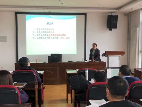 AI技术进校园，到底能给娃的心理健康带来啥实惠？