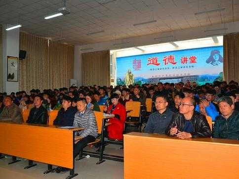 选学校这事儿真能愁白少年头，俺们河南的娃们跟家长，这两年没少为这个挠破头皮