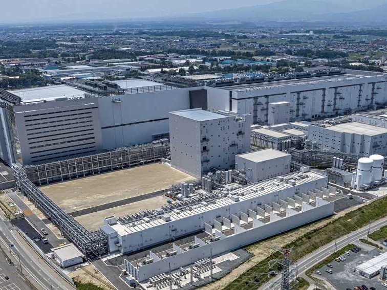 走进时光机，用AI触摸消逝的城市记忆