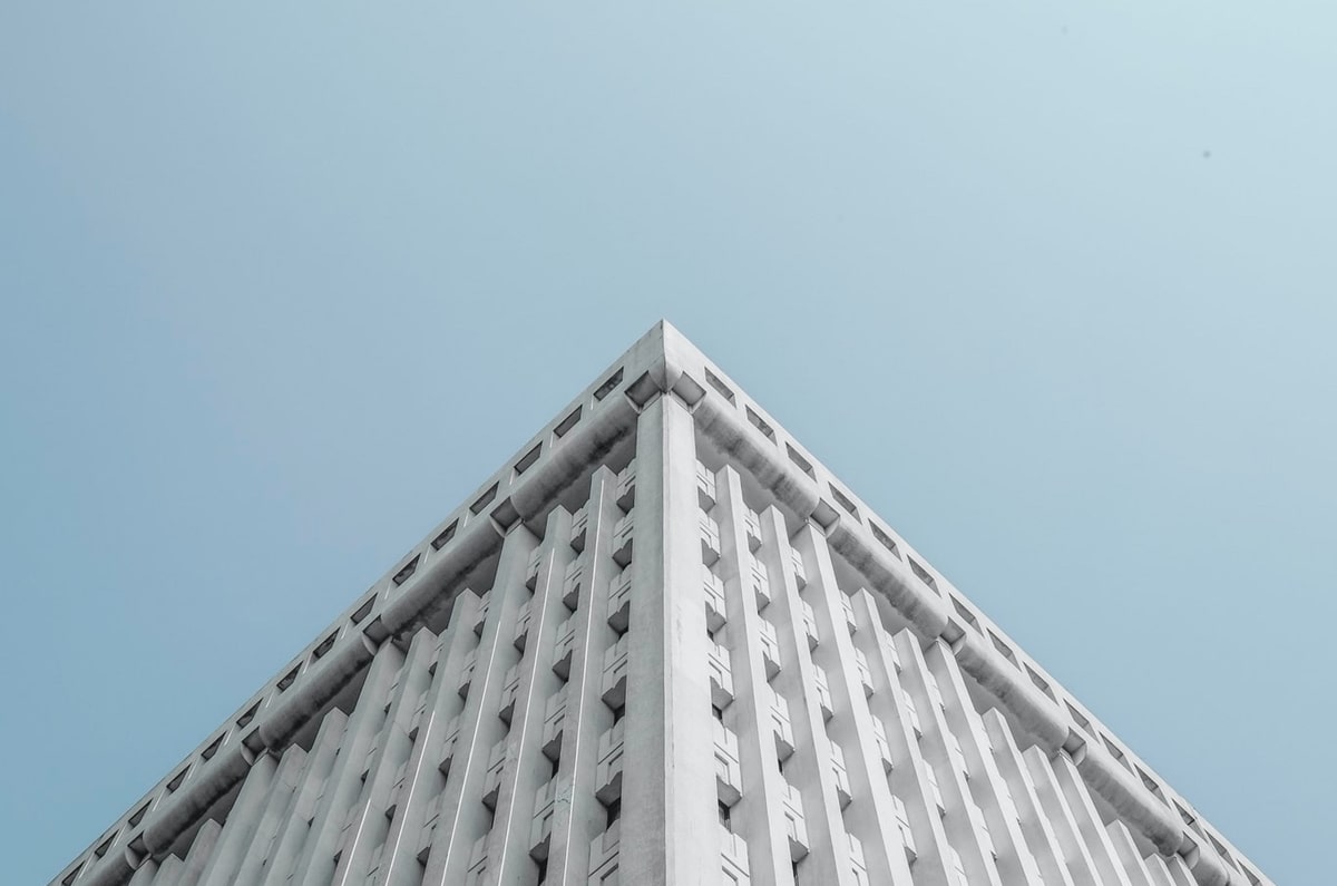 焊花照亮来时路，三张照片看尽技术人的苦辣酸甜